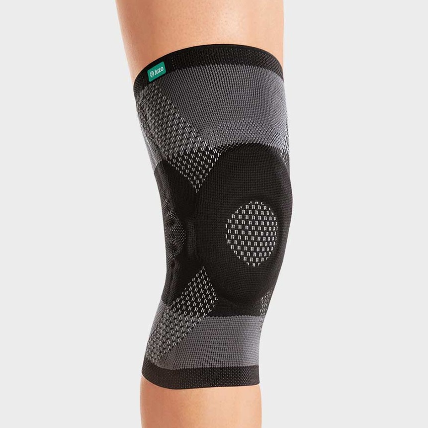 JuzoFlex Genu Xtra  Knä med knäbandage Genu Xtra i färgen Charcoal