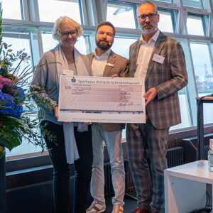 Spendenübergabe von Juzo an Paulinchen e.V. Spendenübergabe von Juzo an Paulinchen e.V.