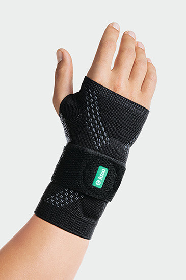 JuzoFlex Manu Xtra Schwarz Handgelenkbandage JuzoFlex Manu Xtra in der Farbe Schwarz