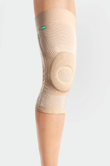 Knee with JuzoFlex Genu-Wide in colour Beige