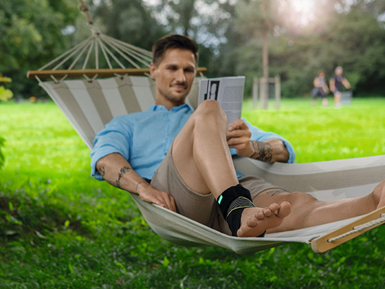 Man i hängmatta med JuzoPro Malleo Xtec Strong